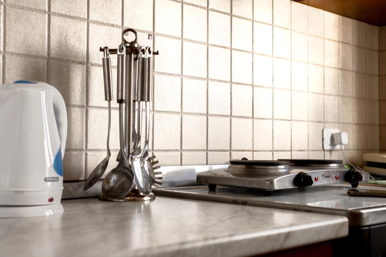 City Center Two Private Bedrooms Near Scanderbeg Square On Shared Apartment Тирана Экстерьер фото